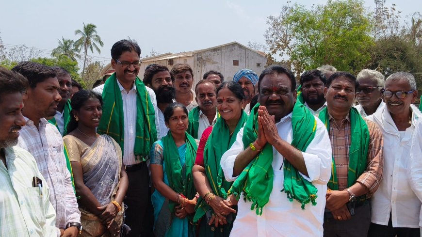 వడ్ల కొనుగోలు కేంద్రాన్ని ప్రారంభించిన ఎమ్మెల్యే