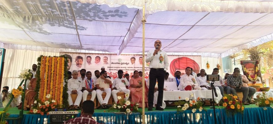 సామాజిక రుగ్మతలపై అలుపెరగని పోరాటం చేసిన గొప్ప మానవతావాది జ్యోతిరావు ఫూలె