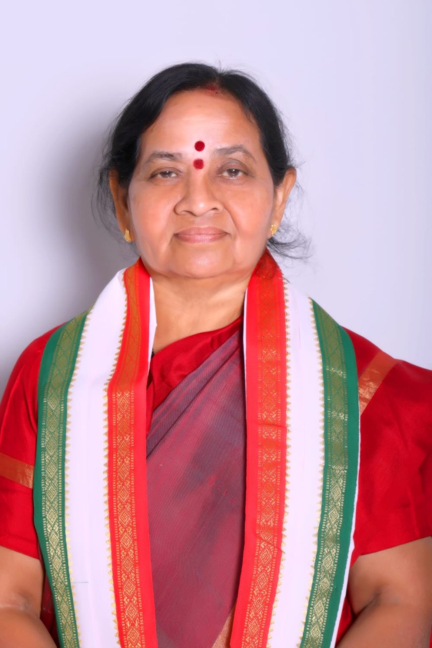 మహిళా బిల్లు ఆమోదం పట్ల  మున్సిపల్ చైర్ పర్సన్ ఎర్నేని కుసుమ వెంకట్ రత్నం బాబు హర్షం వ్యక్తం..
