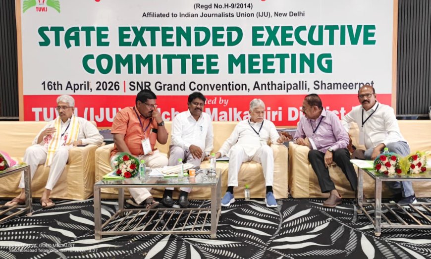 రాష్ట్రంలో అర్హులైన జర్నలిస్టులందరికీ అక్రెడిటేషన్ కార్డులను జారీ చేస్తాం