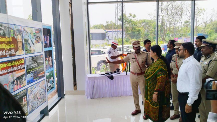 రోడ్డు ప్రమాద రహిత జిల్లాగా తీర్చిదిద్దాలి – జైళ్ల శాఖ డీజి సౌమ్య మిశ్రా 
