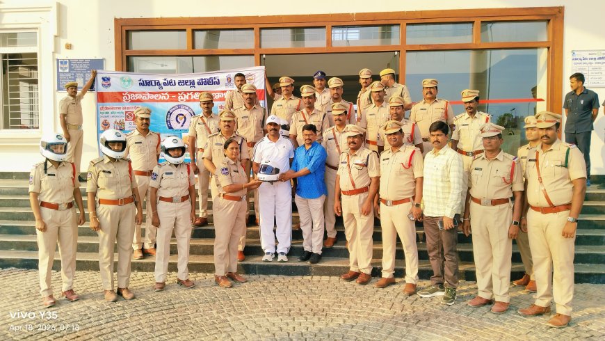 రోడ్డు భద్రతపై కదం తొక్కిన సూర్యాపేట జిల్లా పోలీస్