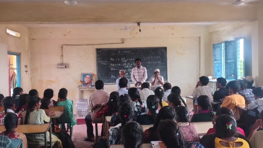 ఉచిత పాలిటెక్నిక్ సెంటర్లో రెండో విడత మెటీరియల్ పంపిణి 