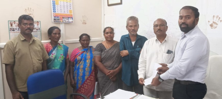 సూర్యాపేట మున్సిపల్ అవుట్ సోర్సింగ్ కార్మికులకు కనీస వేతనం 26000/- ఇవ్వాలని