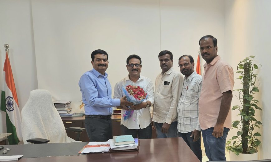 నూతన కమిషనర్ ను కలిసిన   టీయుడబ్ల్యూజే నేతలు 