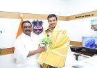 నూతన డీజీపీకి పుష్పగుచ్చం..ఎమ్మెల్యే మందుల సామేల్