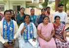అకారణంగా దోబి కార్మికురాలి విధుల నుంచి తొలగించడం అన్యాయం