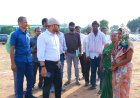 ధాన్యం కొనుగోలు కేంద్రాలను ఆకస్మిక తనిఖీ చేసిన జిల్లా కలెక్టర్