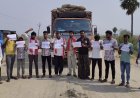 రోడ్లకు తారురోడ్డు వేసి బస్సు నడపాలి..విద్యార్థి సంఘ నాయకులు