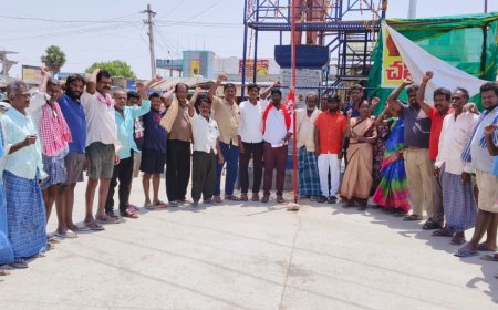 కార్మికులే దేశ ప్రగతికి మెట్లు..సీఐటీయూ జిల్లా కమిటీ సభ్యులు బుర్రు అనిల్ కుమార్ 