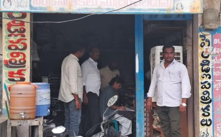 నకిలీ ధ్రువ పత్రాలు తయారీ గుట్టురట్టు చేసిన రెవెన్యూ అధికారులు
