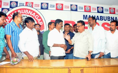 జర్నలిస్టులపై అక్రమ కేసును తొలగించండి 