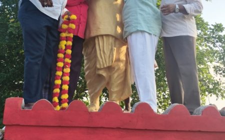 తెలంగాణ సాయుధ పోరాట యోధుడు ఎం సి పి ఐ యు పోలీట్ బ్యూరో సభ్యులు కామ్రేడ్ భీమీరెడ్డి నరసింహారెడ్డి గారి 18వ వర్ధంతి