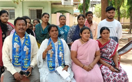 అకారణంగా దోబి కార్మికురాలి విధుల నుంచి తొలగించడం అన్యాయం