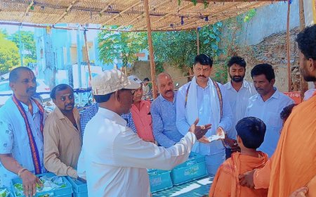 శ్రీరామ దీక్ష సేవా సమితి ఆధ్వర్యంలో భక్తులకు మజ్జిగ పంపిణీ.