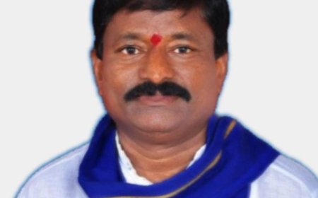 బండి సంజయ్ కొడుకు భగీరథ్ ని వెంటనే అరెస్ట్ చేయలి