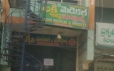 స్వచ్ఛందంగా మెడికల్ షాప్ లు బంద్