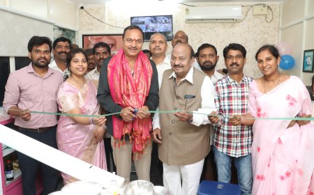 ఉప్పల్లో స్పార్క్ డెంటల్ క్లీనిక్ ప్రారంభోత్సవానికి ముఖ్య అతిథులుగా ఎమ్మెల్యే  లక్ష్మారెడ్డి