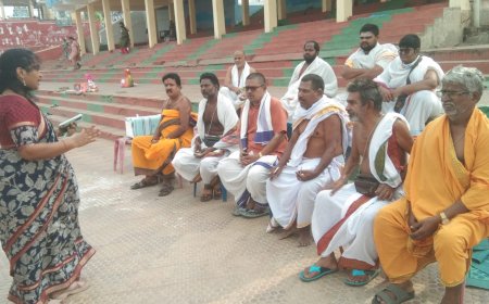 బాల్య వివాహాలపై పురోహితులతో మహిళాశిశు సంక్షేమ శాఖ వారి అవగాహన సదస్సు. 