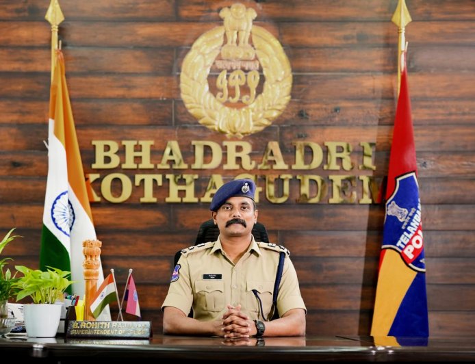 నీట్  పరీక్ష కేంద్రాల వద్ద పటిష్టమైన భద్రతా ఏర్పాట్లు : ఎస్పీ రోహిత్ రాజు