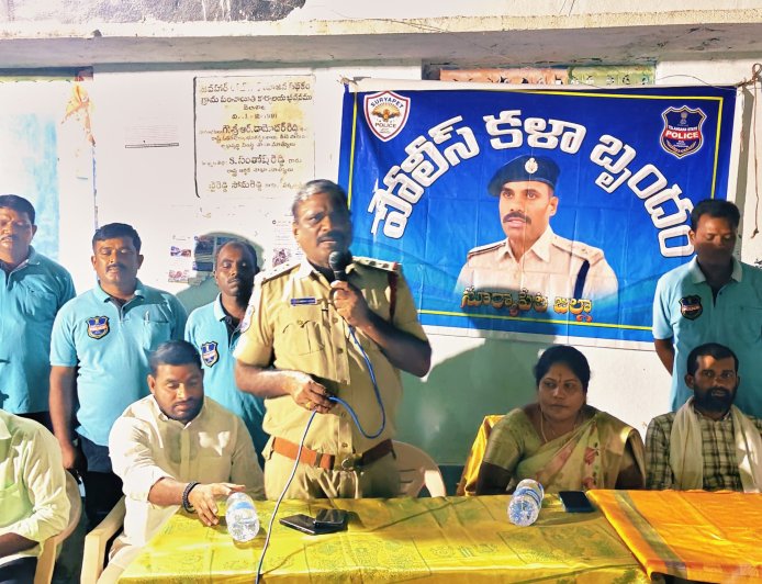డ్రగ్స్ ,సైబర్ నేరాలపై అవగాహన