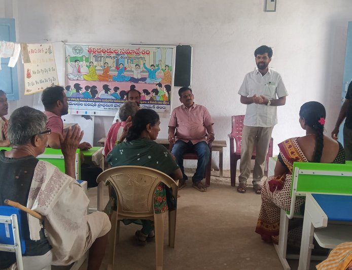 ప్రభుత్వ పాఠశాలలోనే చేర్పించండి ఉజ్వల భవిష్యత్తుకు బాటలు వేయండి