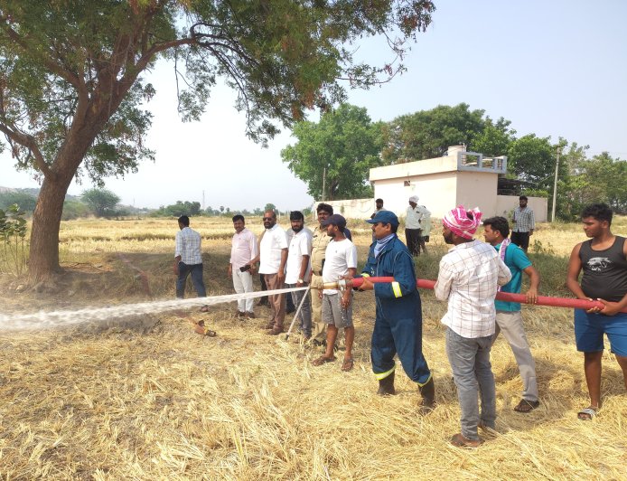 తహసిల్దార్ కార్యాలయం వెనుక అగ్ని ప్రమాదం