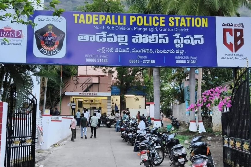గుంటూరులో మూడు వికెట్లు