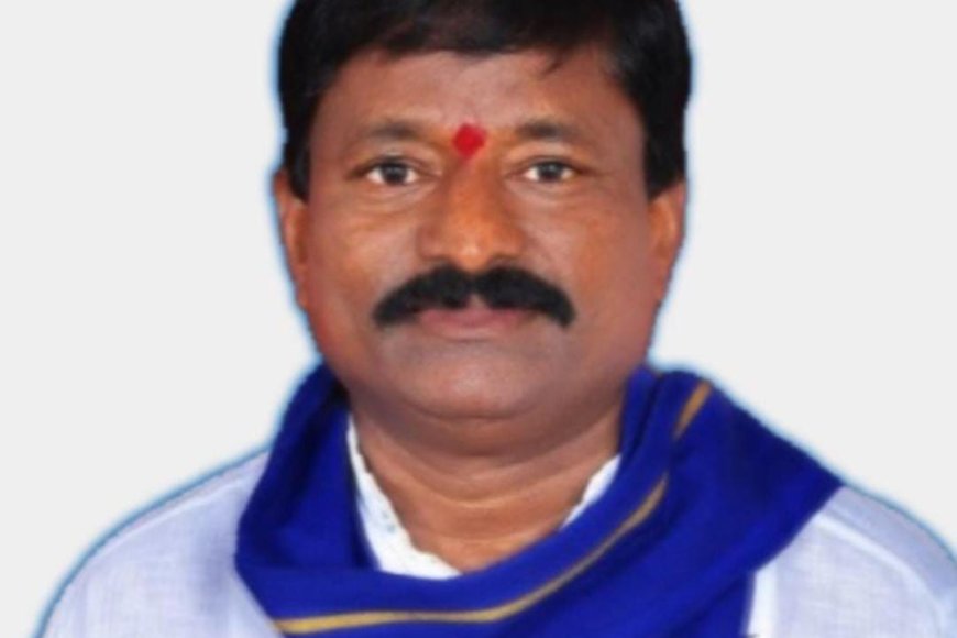 బండి సంజయ్ కొడుకు భగీరథ్ ని వెంటనే అరెస్ట్ చేయలి