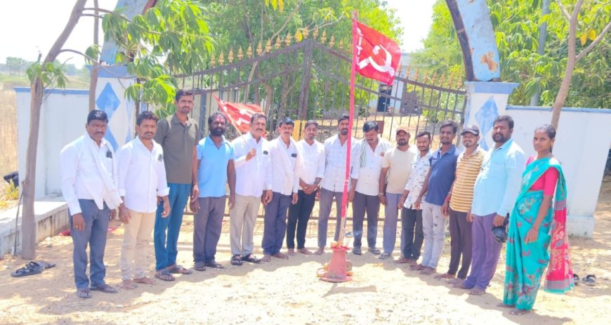 మిషన్ భగీరథ పంప్ హౌస్ లో జెండా విస్తరణ..అధ్యక్షుడు చిలుకూరి వేణుగౌడ్