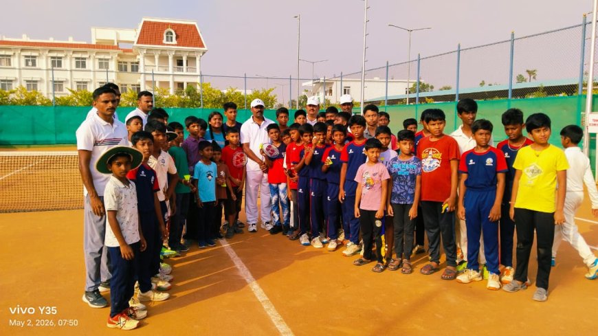 విద్యార్థులకు పోలీసు వేసవి వినోద శిబిరం.