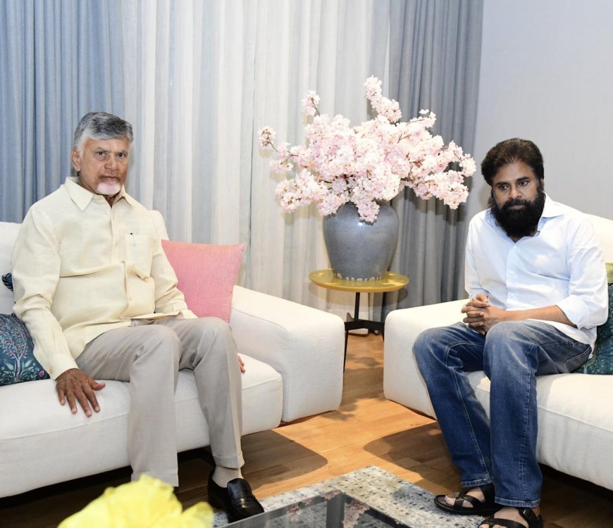 డిప్యూటీ సీఎం పవన్ కళ్యాణ్‌కు సీఎం చంద్రబాబు పరామర్శ 
