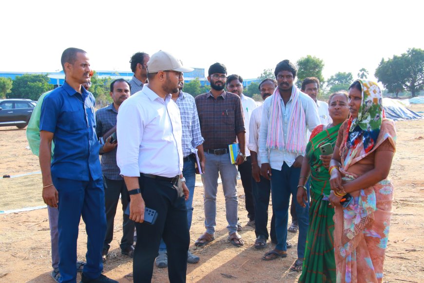 ధాన్యం కొనుగోలు కేంద్రాలను ఆకస్మిక తనిఖీ చేసిన జిల్లా కలెక్టర్