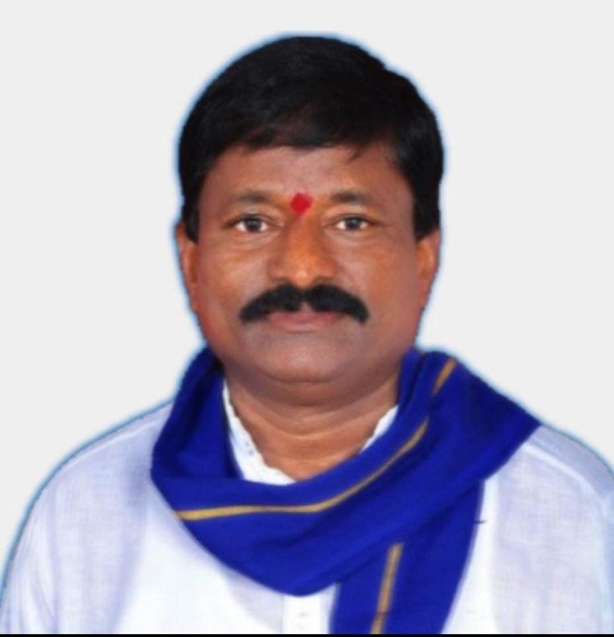 బండి సంజయ్ కొడుకు భగీరథ్ ని వెంటనే అరెస్ట్ చేయలి
