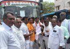 రెండవ రోజు ఉదయం మనోపాడ్ మండలంలో కొనసాగిన ప్రజా పాలన - ప్రగతి నివేదిక బస్సు యాత్ర  