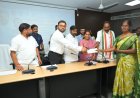 పేదింటి అడబిడ్డల కుటుంబాలకు కల్యాణలక్ష్మి, షాదీముబారక్  చెక్కులను అందించిన