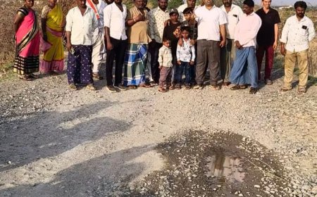 విద్యార్థులకు బస్సు సౌకర్యం లేక విద్యకు దూరం
