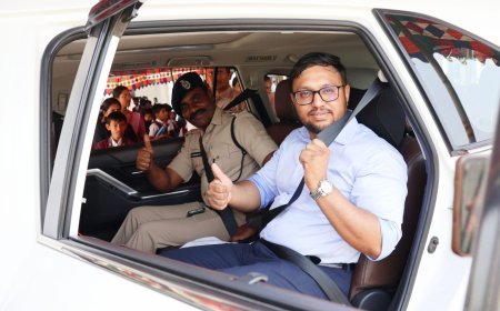 మాస్ క్లాస్ కలగలిపి  డోస్ పెంచిన జిల్లా బాస్