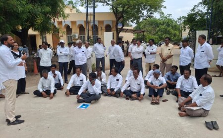 జిల్లా కోర్టు సుమదాయం ను గద్వాల జిల్లా కేంద్రం లోని పీజేపీ క్యాంపు లోనే నిర్మించాలి