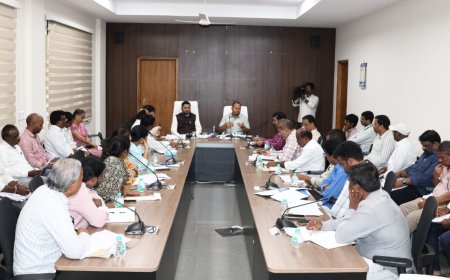 ఎత్తిపోతల పథకాల భూ సేకరణ ప్రక్రియను వేగవంతం చేయాలి.
