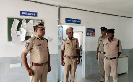  పోలీస్ స్టేషన్‌ పరిసరాలు నిత్యం పరిశుభ్రంగా ఉంచుకోవాలి