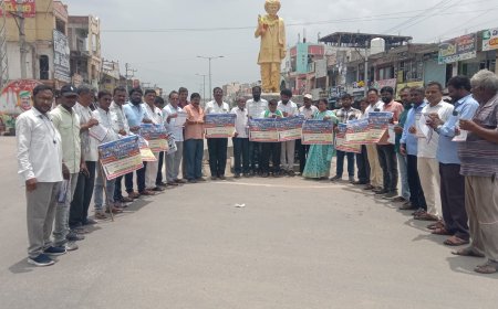 హలో ఉద్యమకారుడా చలో డిండి చింతపల్లి పోస్టర్ ఆవిష్కరణ