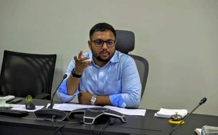 అవినీతి పాల్పడ్డ జెడ్పీ సీనియర్ అసిస్టెంట్ సస్పెన్షన్!