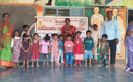 అంగన్వాడి నుంచి ప్రాథమిక ఉన్నత పాఠశాలలో చేర్పించిన అంగన్వాడి టీచర్