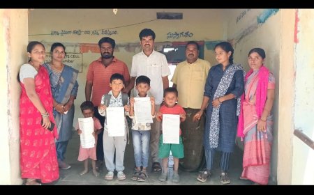 కుమారుడిని ప్రభుత్వ బడిలో చేర్పించిన సర్పంచ్