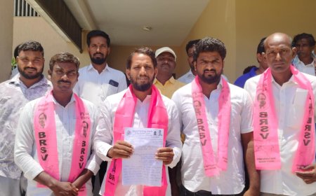 ప్రైవేటు స్కూళ్లలో అధిక ఫీజులను నియంత్రించాలి