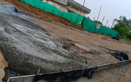 నాసిరకం పనులపై గ్రామస్తుల ఆగ్రహం