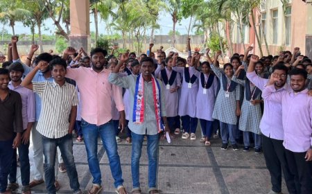 బీసీ స్కాలర్‌షిప్ బకాయిలు వెంటనే విడుదల చేయాలి 