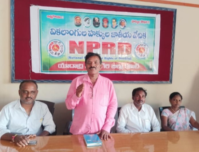 మోసపూరిత మాటలతో పబ్బం గడుపుతున్న రాష్ట్ర ప్రభుత్వం