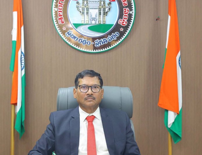 నీట్ రీ-ఎగ్జామ్ అభ్యర్థులకు టీజీఎస్ ఆర్టీసీ ఉచిత బస్సు ప్రయాణ సదుపాయం